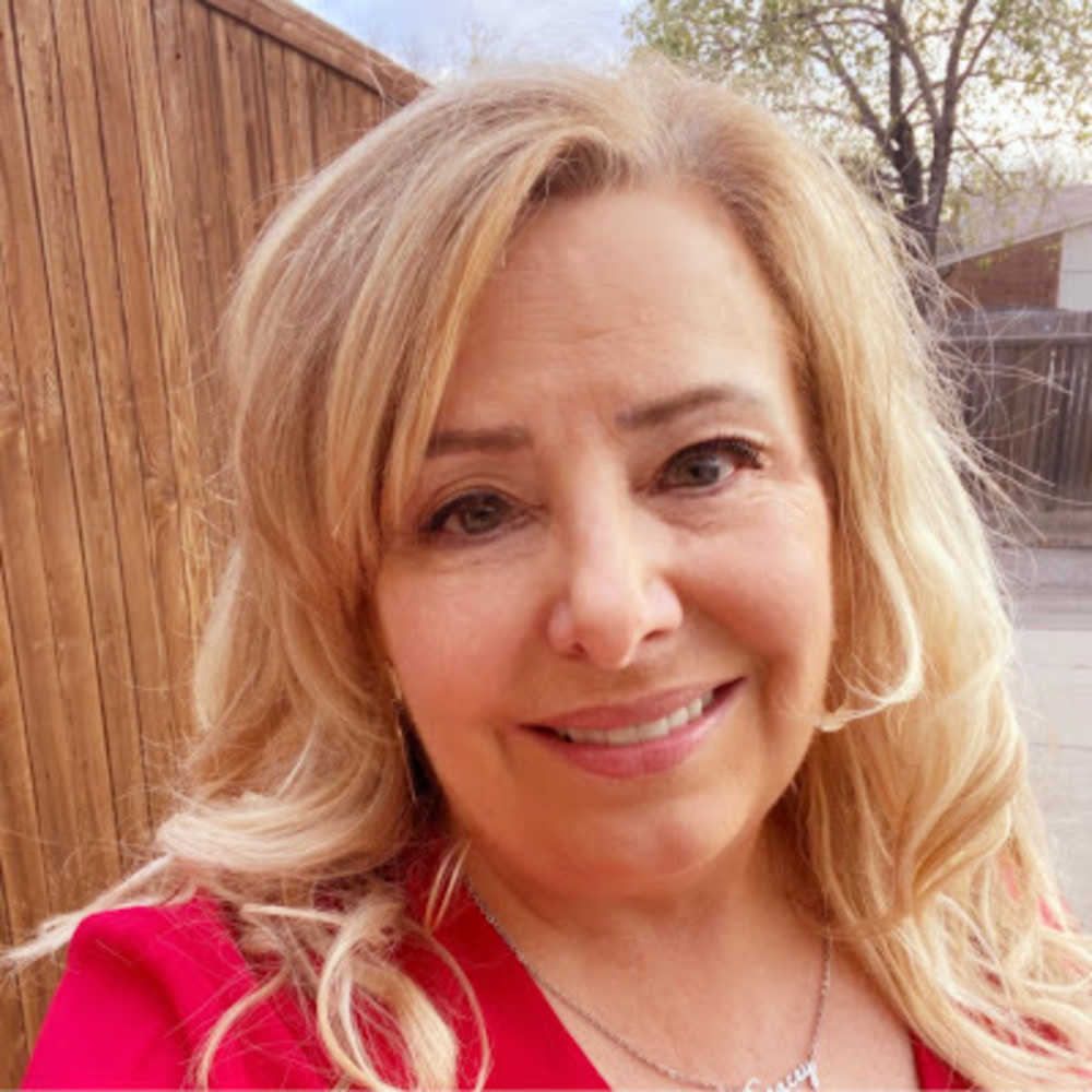 Meet your Posher, Stacey